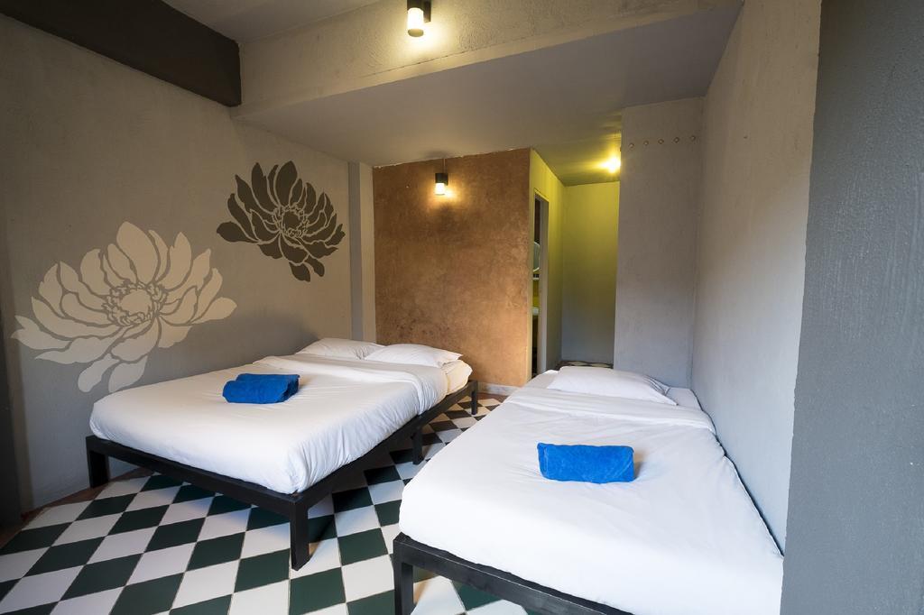 Grace Boutique House Hotell Chiang Mai Rum bild