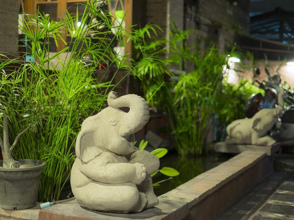 Grace Boutique House Hotell Chiang Mai Exteriör bild