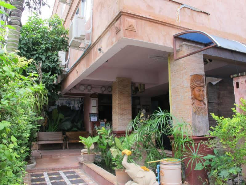 Grace Boutique House Hotell Chiang Mai Exteriör bild